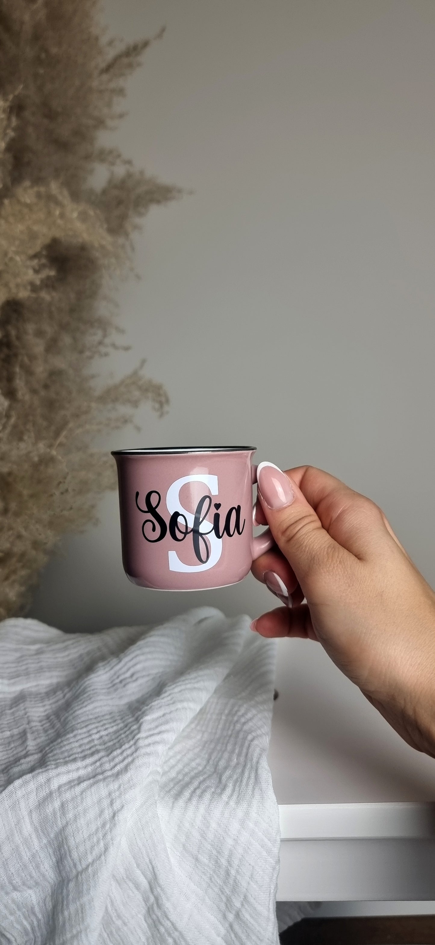 Keramiktasse in Emaille-Optik Buchstabe + Name