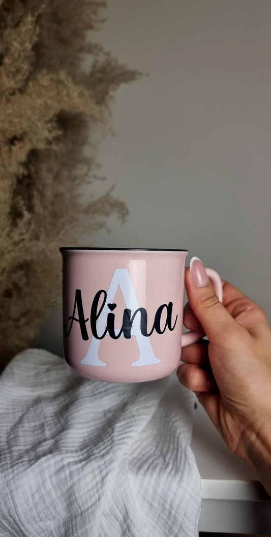 Keramiktasse in Emaille-Optik Buchstabe + Name