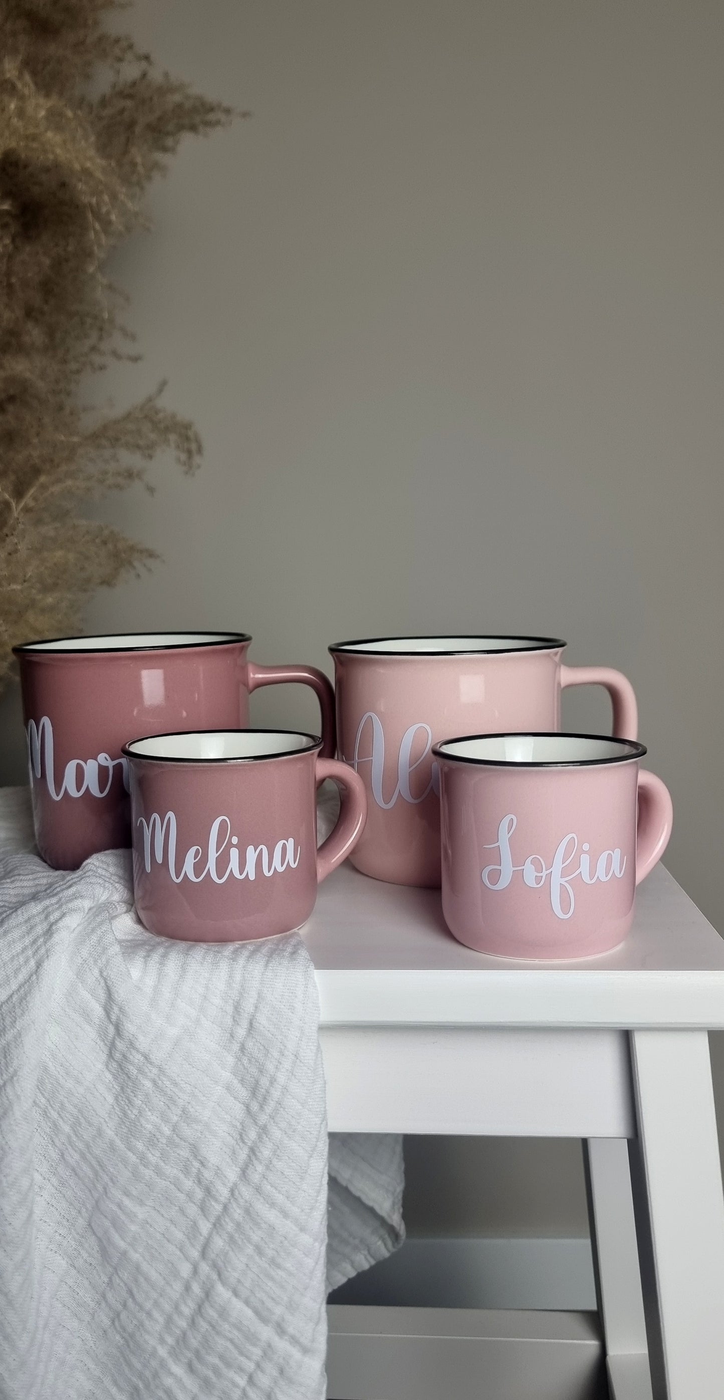Keramiktasse in Emaille-Optik personalisiert