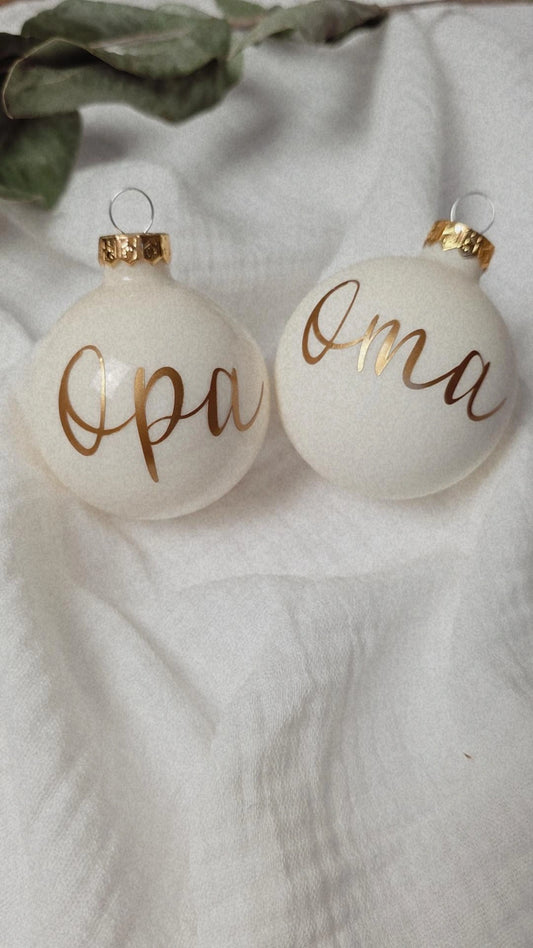Personalisierte Weihnachtskugel aus Glas in Ivory