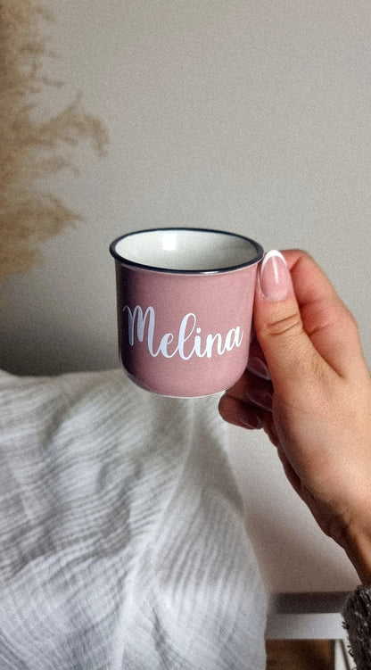 Keramiktasse in Emaille-Optik personalisiert