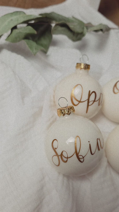 Weihnachtskugel Ivory personalisiert