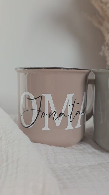 Tassen im Set in Emaille-Optik