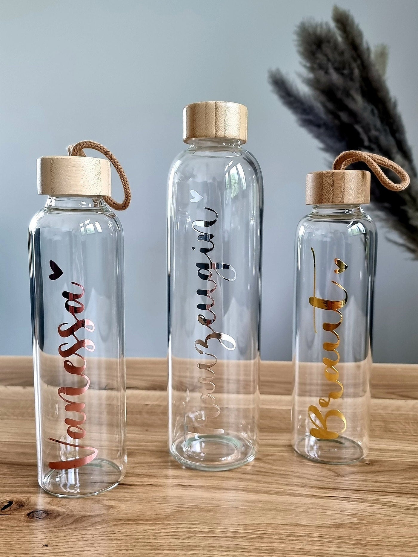 Wasserflasche mit Bambusdeckel